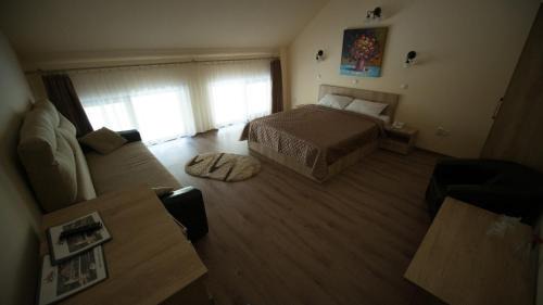 Triple Room with Mountain View