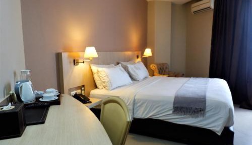 Large Double Room