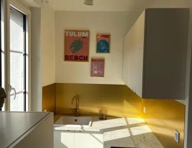 One-Bedroom Apartment