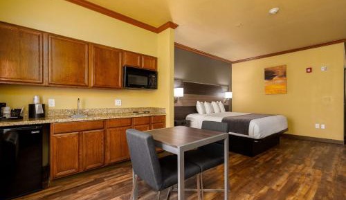 Deluxe King Room