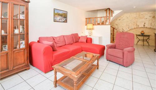 Two-Bedroom Holiday Home