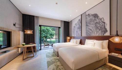 Melia Guestroom with Forest View