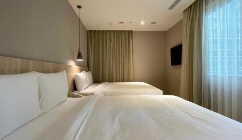 Classic Quadruple Room