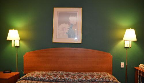 Double Room with Two Double Beds - Non-Smoking