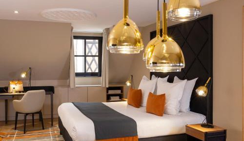 Double Suite