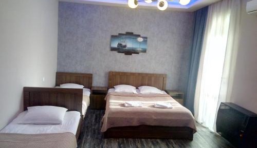 Deluxe Quadruple Room