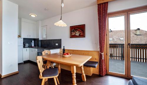 Superior One-Bedroom Apartment with Balcony
