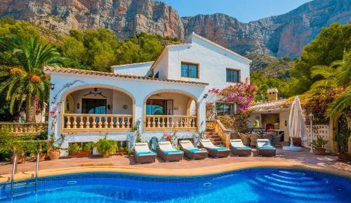 Four-Bedroom Villa