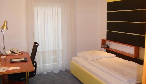 Economy Single Room