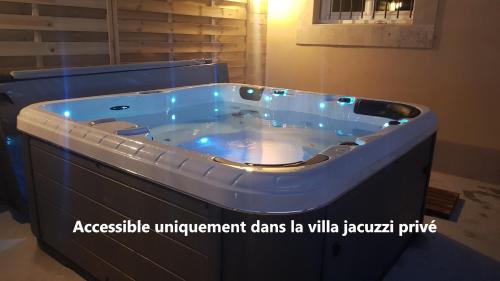 Two-Bedroom Villa  with Private Jaccuzi