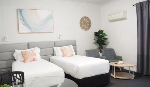 Deluxe King or Twin Room