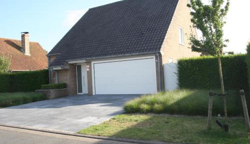 Villa with Garden View
