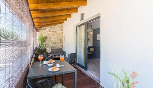 Apartment with Terrace