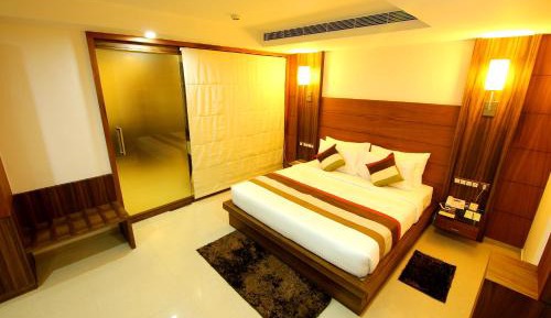 Deluxe King Suite