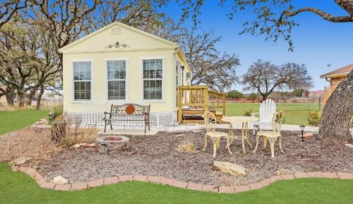 One-Bedroom Holiday Home