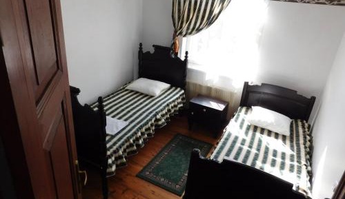  Deluxe Family Room with Two Rooms