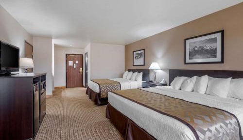 Oversize King Room with Queen Bed 