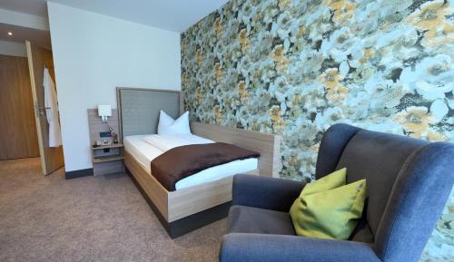 Single Room with Balcony