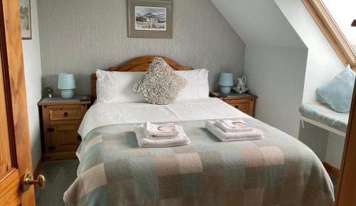 Double Room with Private External Bathroom