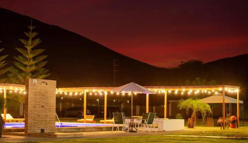 Queen Room with Pool View