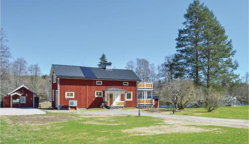 Two-Bedroom Holiday Home