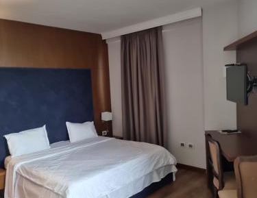 Deluxe Family Suite