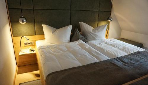 Deluxe Double Room with Bath