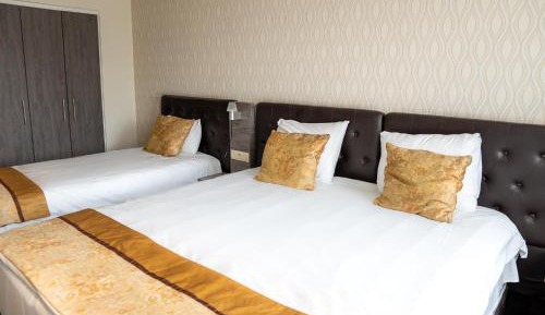 Comfort Triple Room