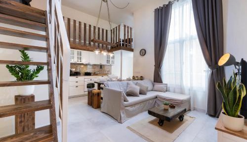 Duplex Quadruple Room