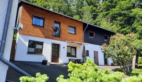 One-Bedroom Holiday Home
