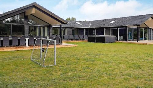 Nine-Bedroom Holiday Home