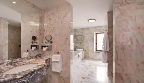 Executive Double Room with Aqua Pool Access