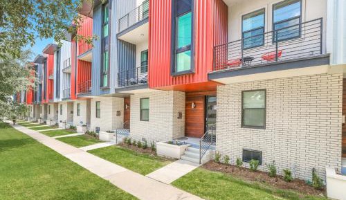 Four-Bedroom Townhouse