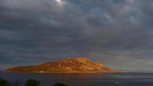 Apartment with Sea View - Brodick Castle