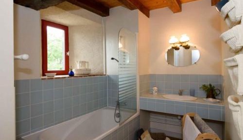 Holiday Home (8 Adults)