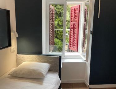 Single Room with Bathroom