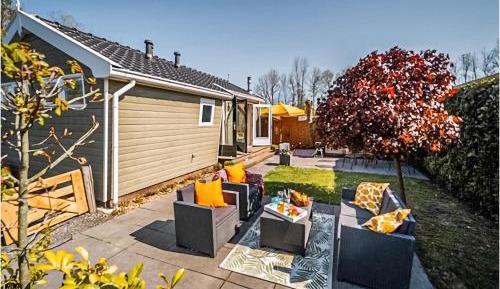 Three-Bedroom Holiday Home 