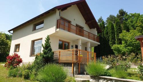 Villa with Garden View