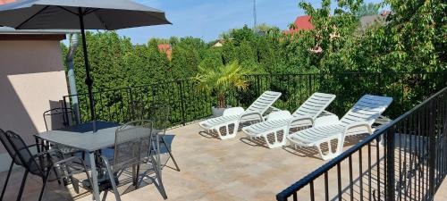 Three-Bedroom Apartment with Terrace