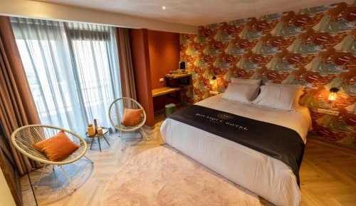 Junior Suite with Balcony