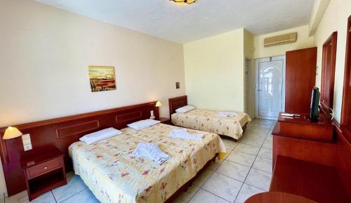 Triple Room with Sea View
