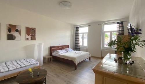 Deluxe Family Suite