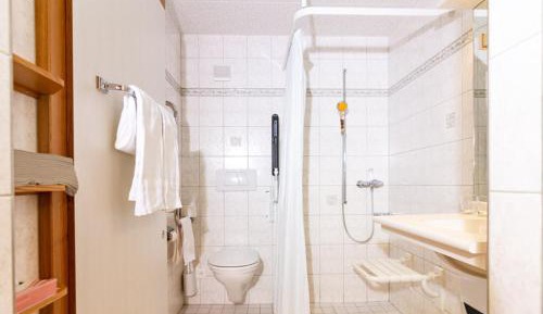 Deluxe Double Room with Shower
