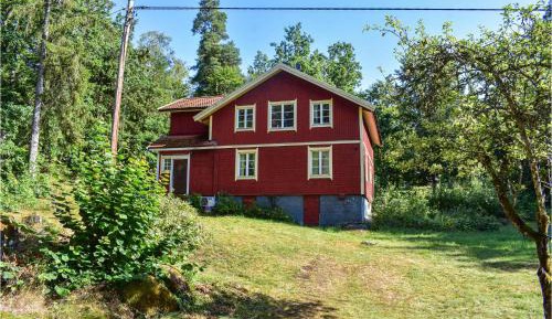 Four-Bedroom Holiday Home