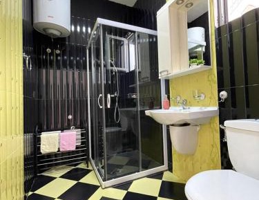 Studio Apartment with Balcony