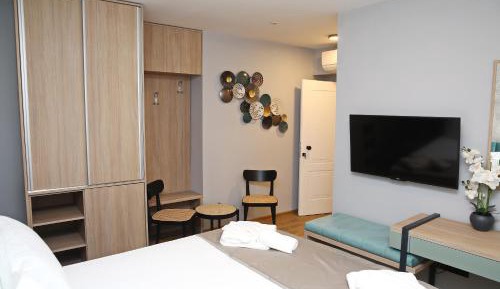 Deluxe Double Room with Bath