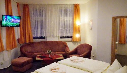 Deluxe Double Room with Shower