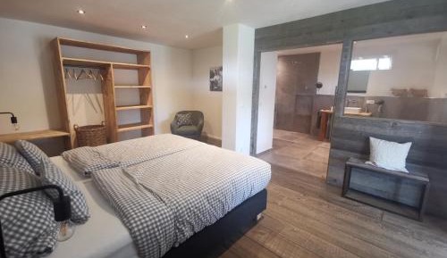 One-Bedroom Chalet