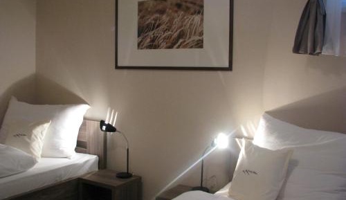 Deluxe Three-Bedroom Apartment with Terrace and free Hot Tub