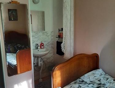 Single Room with Shared Shower and Toilet